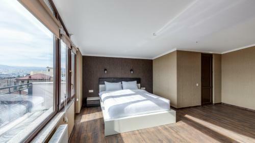 Siberia Hotel