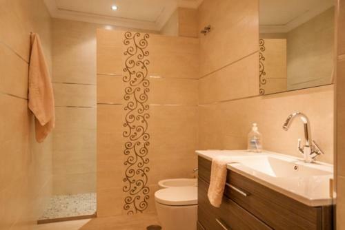 F�lix S�enz Roomalaga By Bossh Apartments