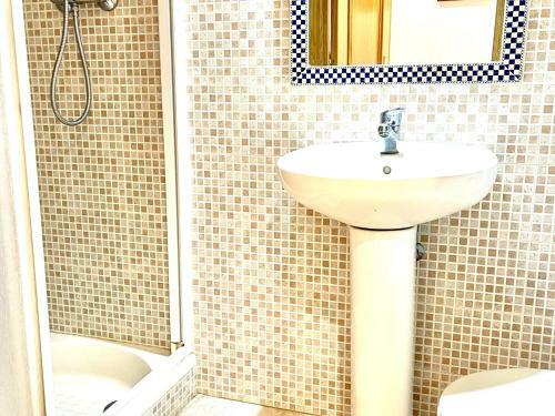 Apartbeach Illes Balears Junto Playa Y Parking