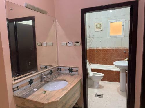 Apartamento Shuqaq Alkhumashiat Almafrusha