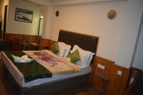 Hotel Rufina Totola Residency