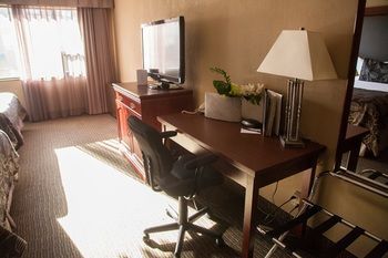 Hotel Medicine Hat Lodge Resort