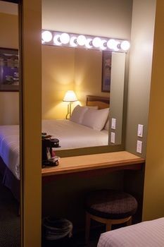 Hotel Medicine Hat Lodge Resort