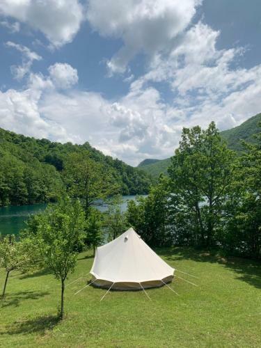 Piva Lake Glamping