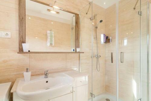 Apartamento House Liberty With Swimming Pool