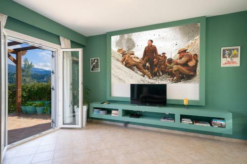 Cinema Themed House In Argostoli