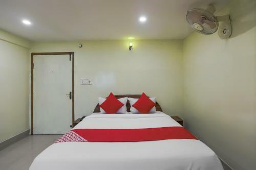 Oyo 71366 Krishna Hotel