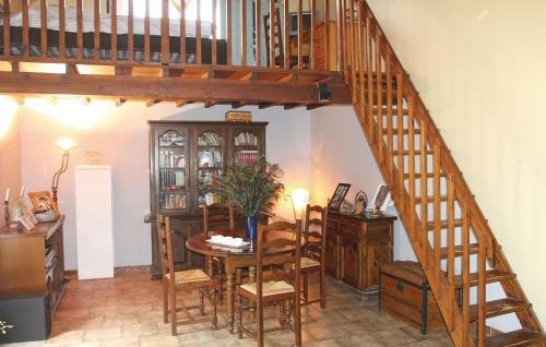 Three-bedroom Holiday Home In Puygiron