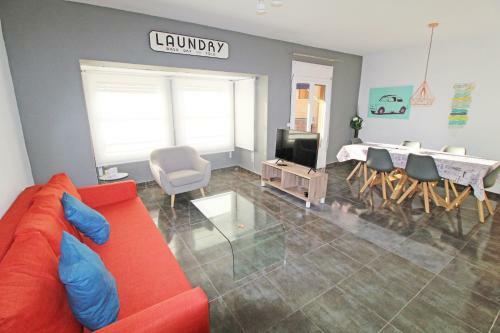 Apartamento C�ntrico Y Espacioso Piso En Barrio Tranquilo