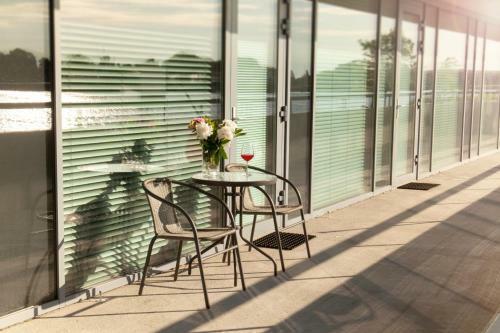 Riverside Apartment 3