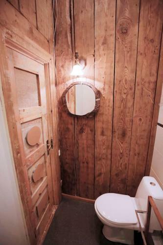 Artistic Central Apartment,freeparking