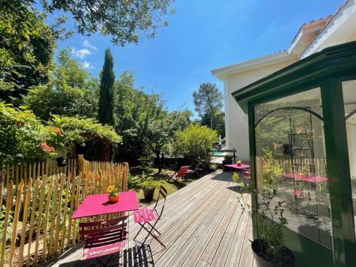 Hostal Villa Les Amarantes