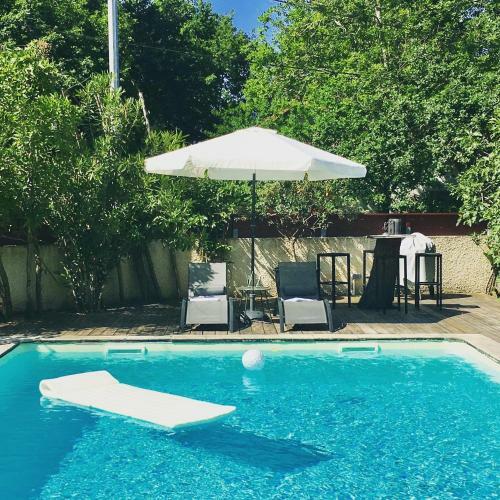 Hostal Villa Les Amarantes