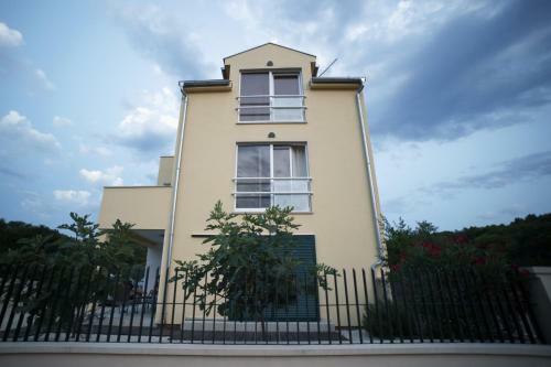 Apartman Kova?i? Drage
