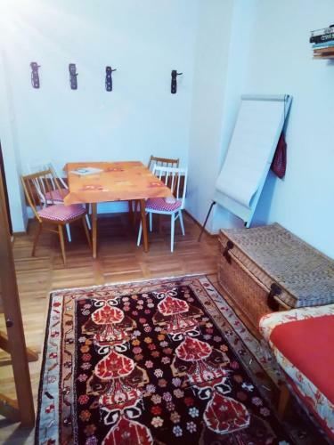Clean And Cheap Apartment J�chymov