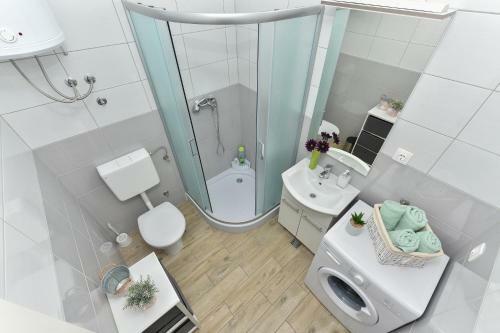 Hostal Studio Apartment Delux