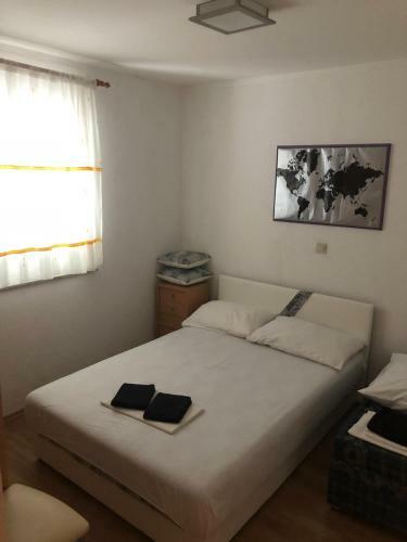 Ari Apartments