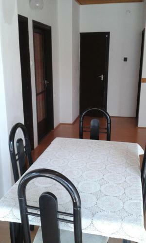 Hostal Hutter Vend�gh�z