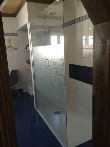 Hostal Portela Guesthouse