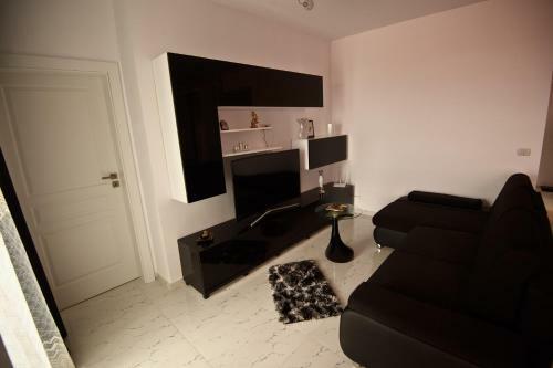 Zev Imperia Apartament