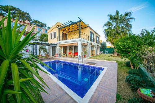 Villa Esen Daily Weekly Rentals