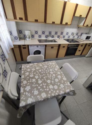 Apartamento Amplio Piso Junto A Playa Victoria