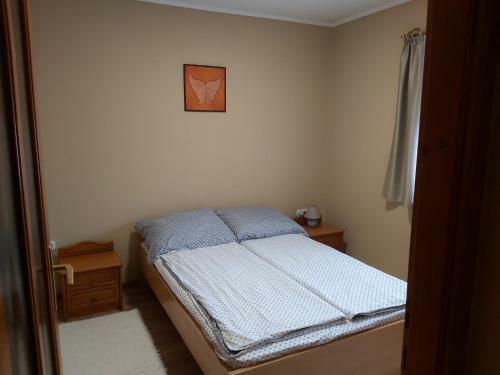 V�rkert Apartman
