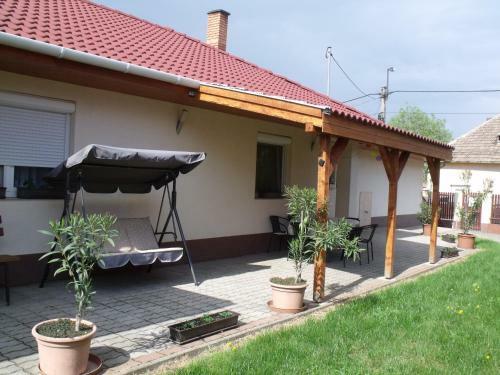 Ag�ta Apartman