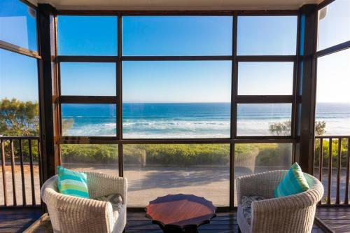 The View - Ocean Front Log House - Kleinkrantz