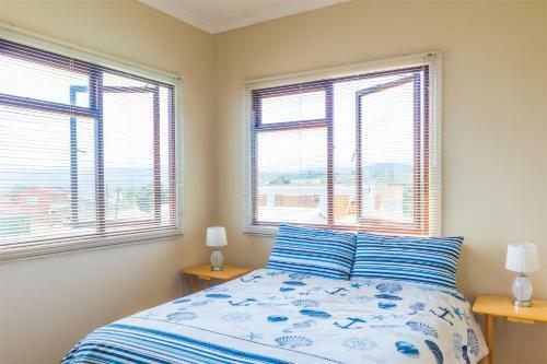 The View - Ocean Front Log House - Kleinkrantz