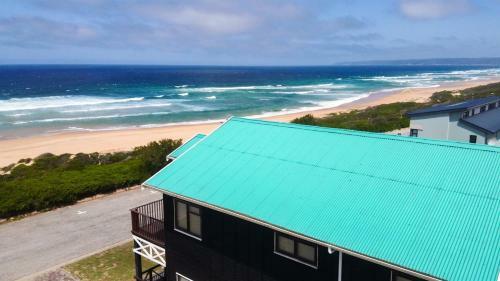 The View - Ocean Front Log House - Kleinkrantz