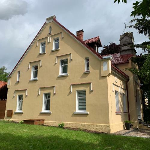 Hostal Villa Ana - Noclegi W Centrum