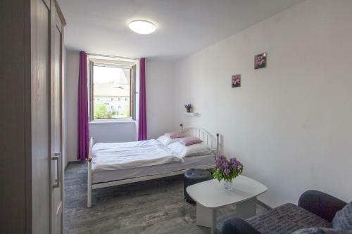 Hostal Ubytov�n� Ro?mberk Nad Vltavou 18