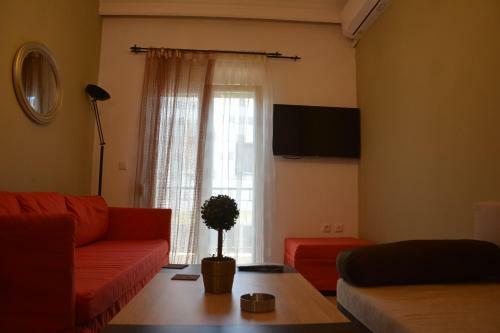 Moudania's Cozy Apartment