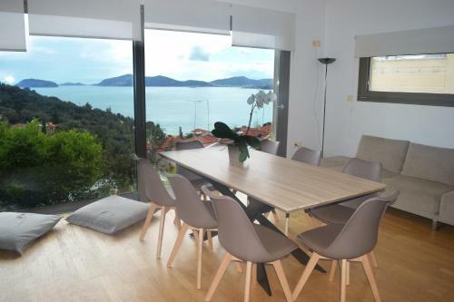 Feel The Sea Villa