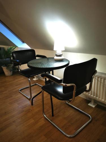 Chillout Apart In The Attic