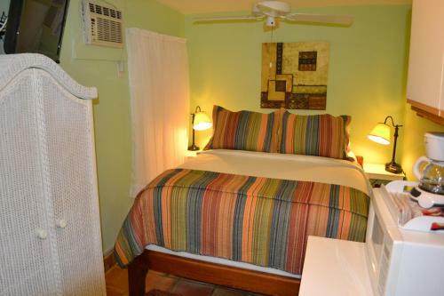 Posada Speakeasy Inn & Rum Bar