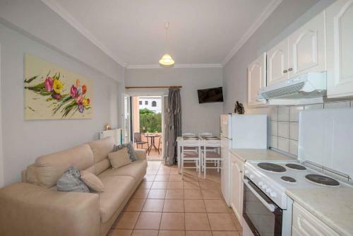 Lollas Apartments Acharavi Corfu