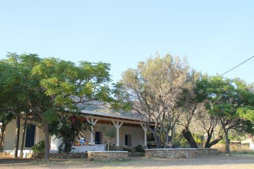 Ios Traditional Summer House