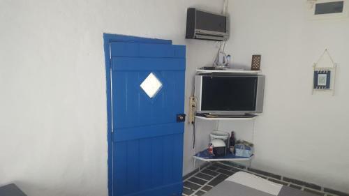 Ios Traditional Summer House