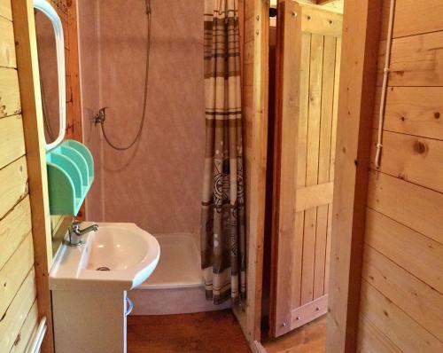 Lodge Kazik�wka - Domki Letniskowe W Solinie