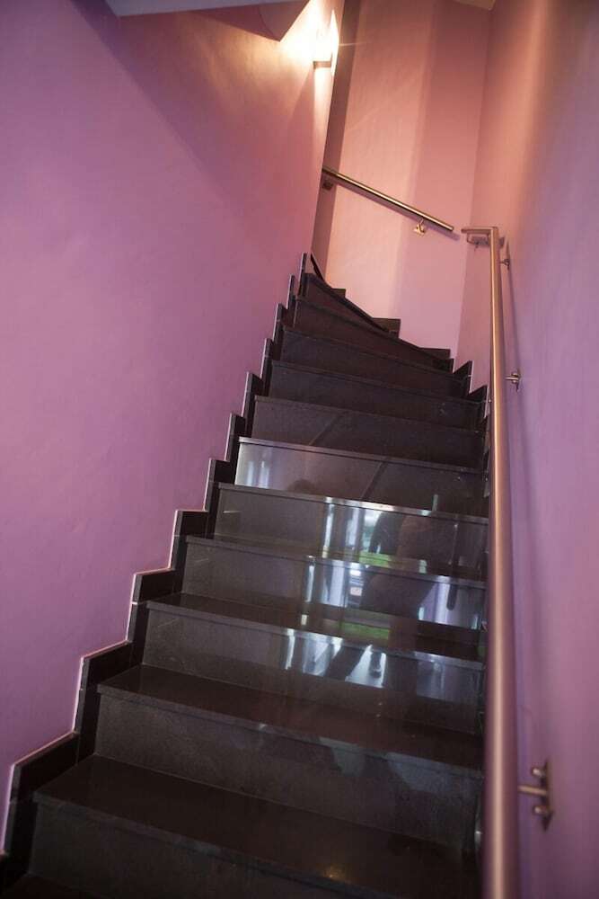 Hostal Guest House Verone Li�ge