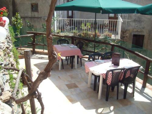 Bed & Breakfast A Taverna Intru U Vicu