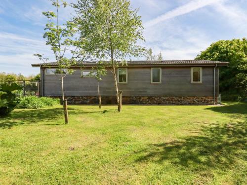 5 Meadow Retreat