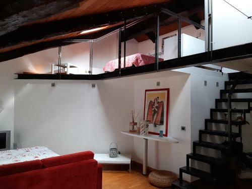 Apartamento Casa Alfieri A 100 M Da Via Roma