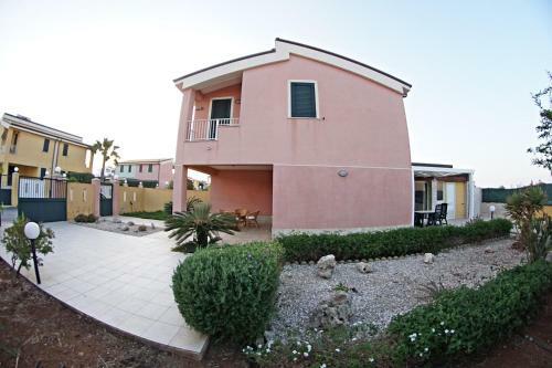 Holiday House Villa Alegi� Marzamemi