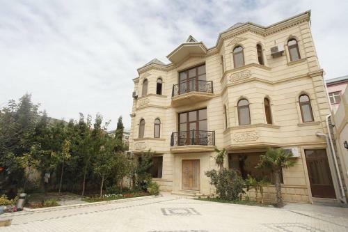 Castle Villa Hotel