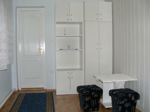 N�ra Apartman