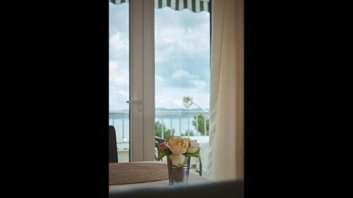 Apartment Studio With Sea View For 2-3 People