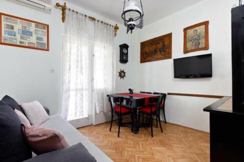 Hideaway Apartment